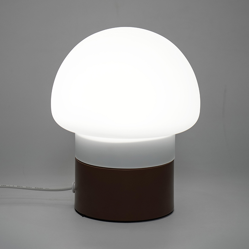 Lampu meja jamur dipimpin