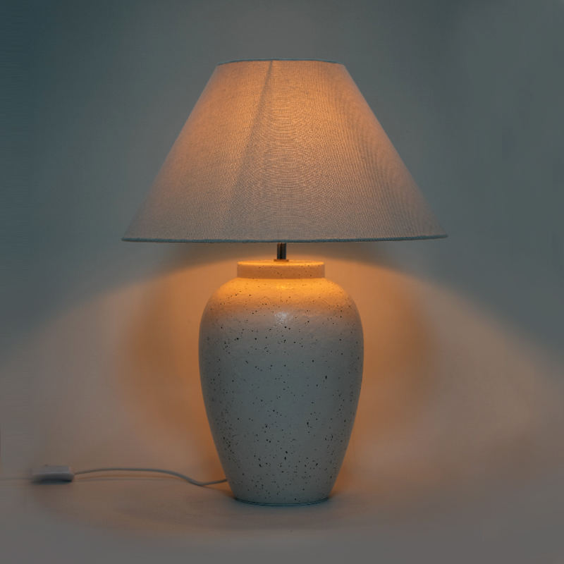 Lampu meja kamar tidur keramik nostalgia