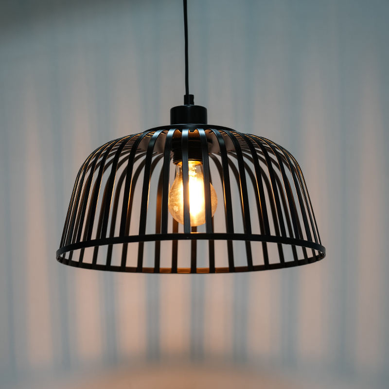 Lampu gantung besi vintage