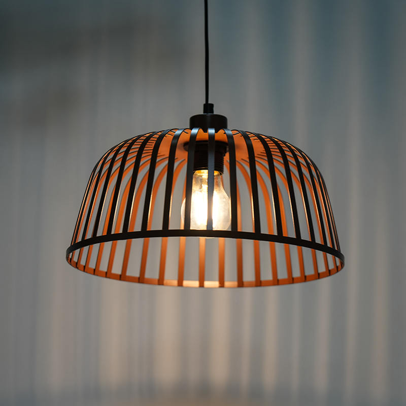 Lampu gantung besi vintage