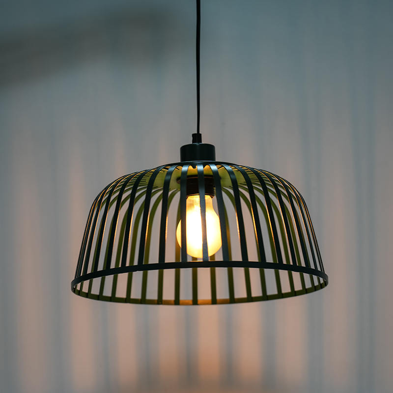 Lampu gantung besi vintage