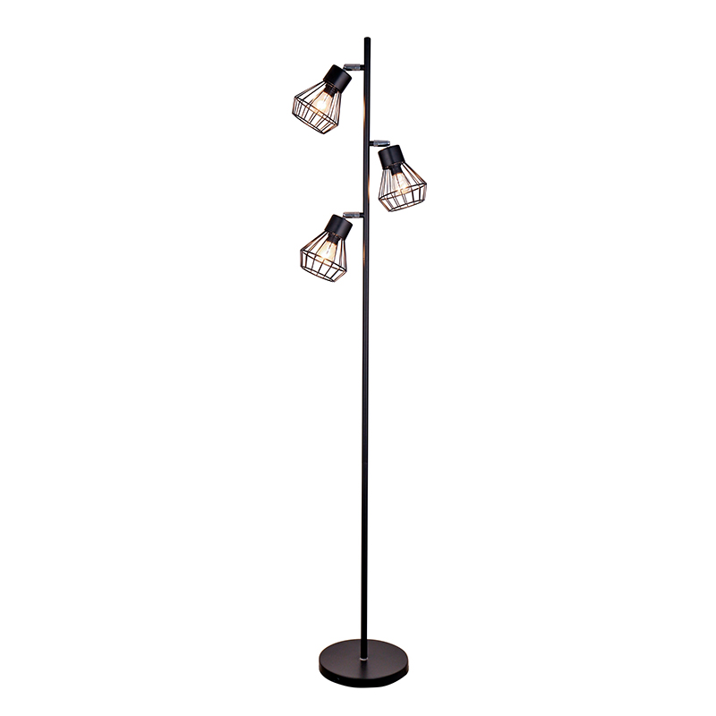 Lampu besi lampu pohon tiga kepala