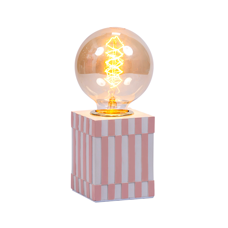 Lampu meja resin suasana kreatif (basis resin)