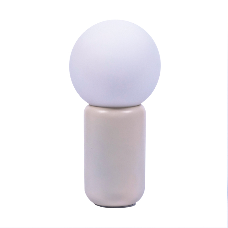 Lampu meja sederhana Nordic (dasar logam + kap lampu kaca)