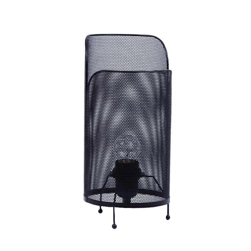 Lampu meja besi modern