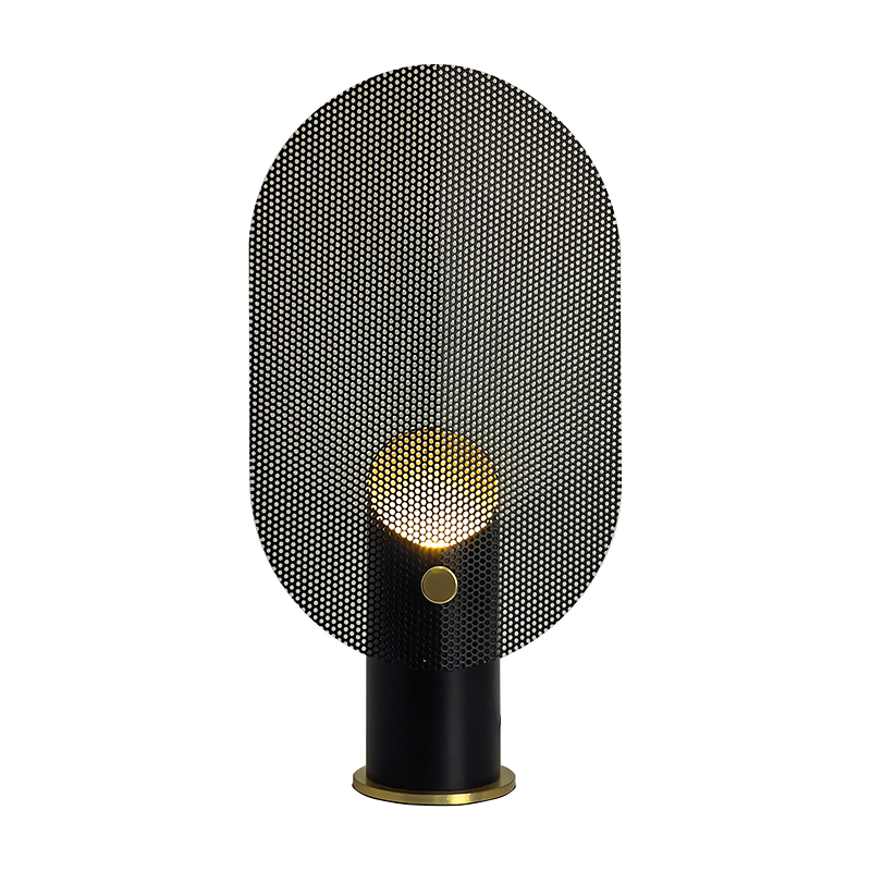 Lampu meja besi kisi hitam